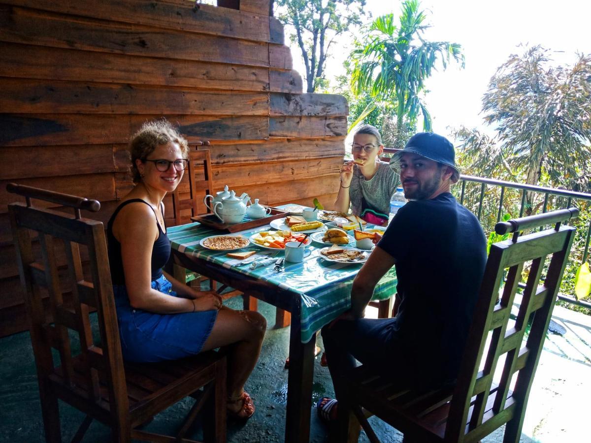 Madushanka Resort Ела Екстериор снимка